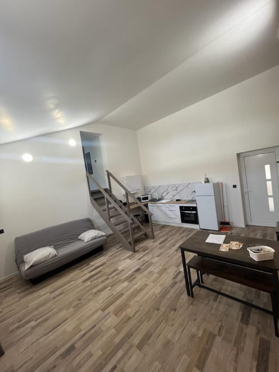 Gite1 Pour 6 Personnes Anneyron Exterior photo